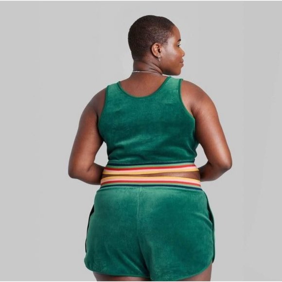 NWT Wild Fable Green Velour Crop Top Size 1X - Picture 2 of 2